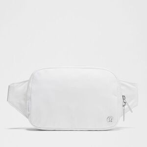 Lululemon Everywhere Belt Bag 2L White NWT